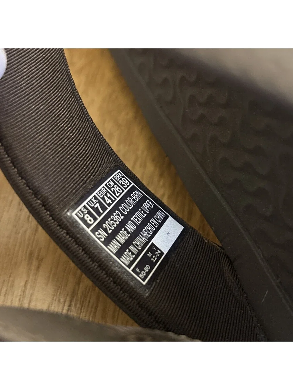 SKECHERS Relaxed Fit With Luxe Foam Brown Sandals Size 8 Men’s Flip Flops